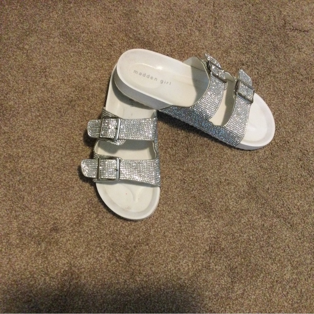 Madden Girl Size 8 Sandals